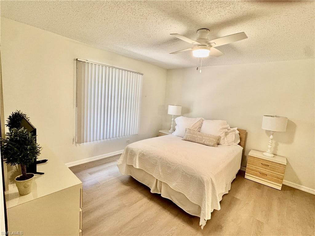 645 Squire CT 202 photo 24 of 41