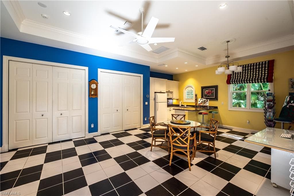 Guest House living room with kitchenette, bedroom, walk in closet and bathroom