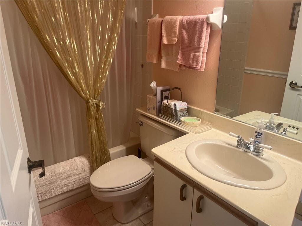13191 Oakmont DR 8 photo 15 of 44
