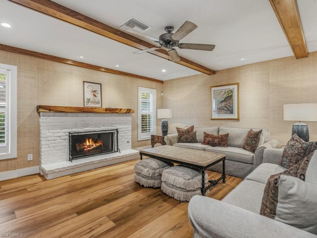 2448 Harbor RD photo 4 of 33