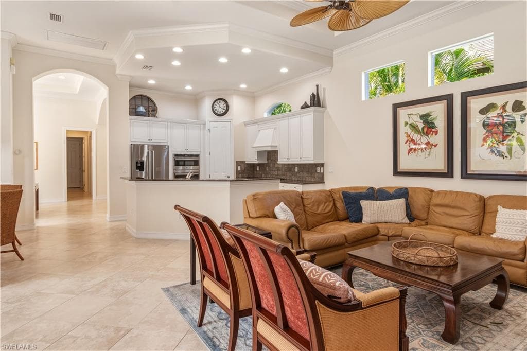 8986 Shenendoah CIR photo 10 of 50