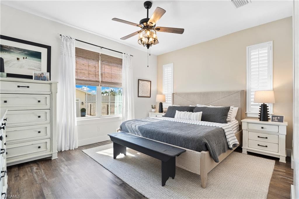 Main floor primary bed