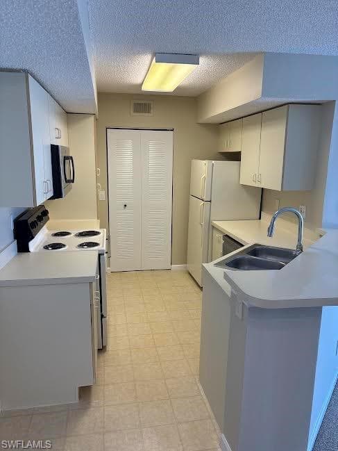 13625 Eagle Ridge DR 318 photo 5 of 26