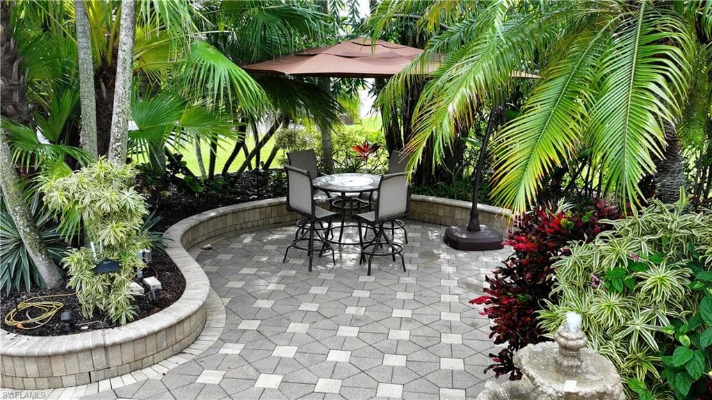 View of patio / terrace with outdoor dining area