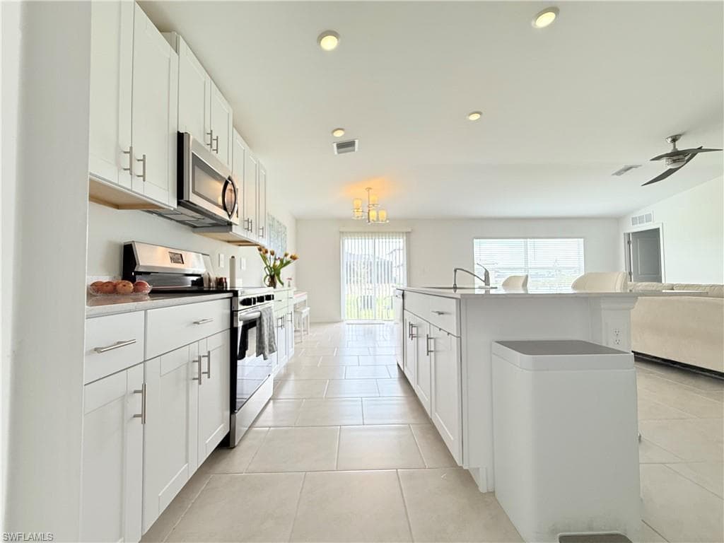 4110 Etna CT photo 2 of 19