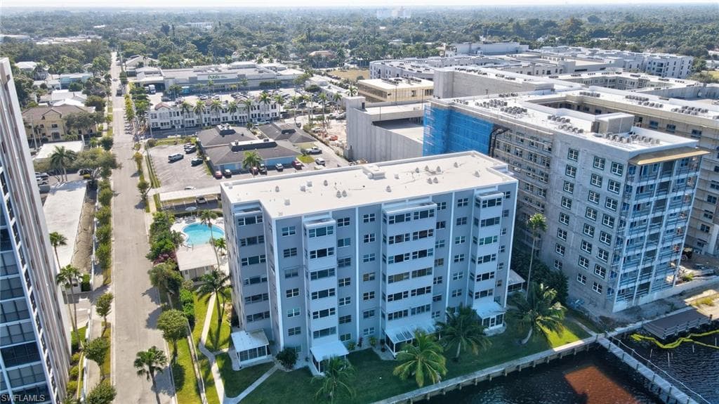 Aerial view - walk to Publix & resaurants - only a block