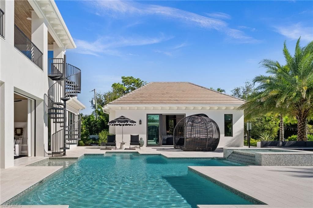 Guest Bungalow
