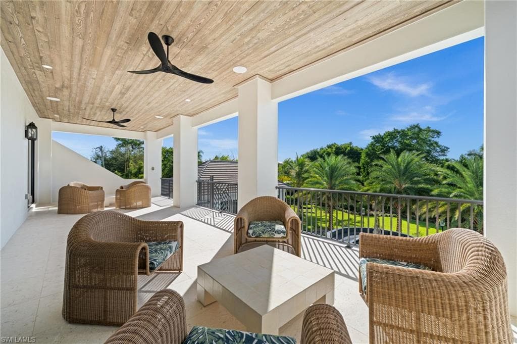 Upstairs Balcony