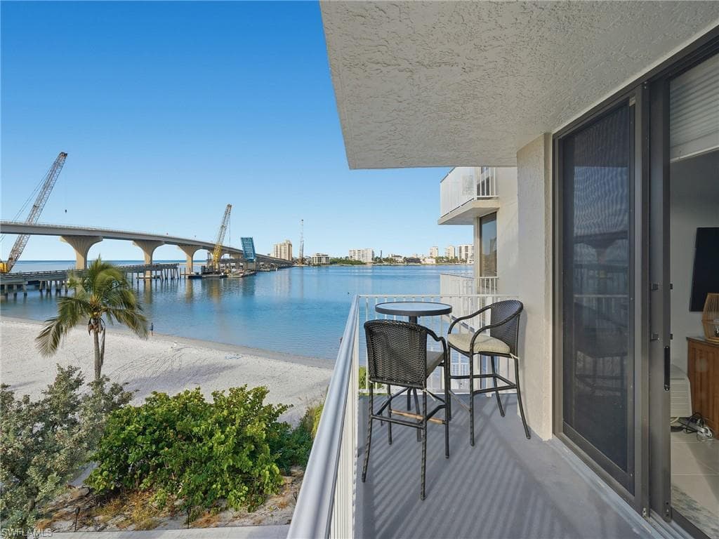 8701 Estero BLVD 201 photo 4 of 31