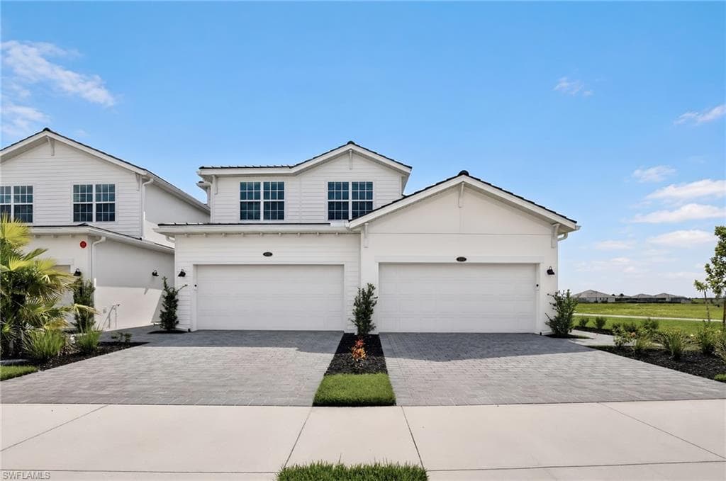 15888 Green Acres AVE 4222 photo 1 of 30