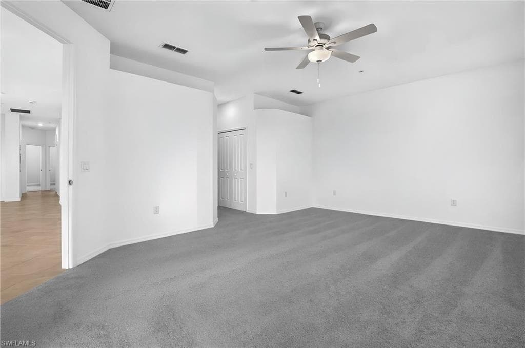 15888 Green Acres AVE 4222 photo 25 of 30