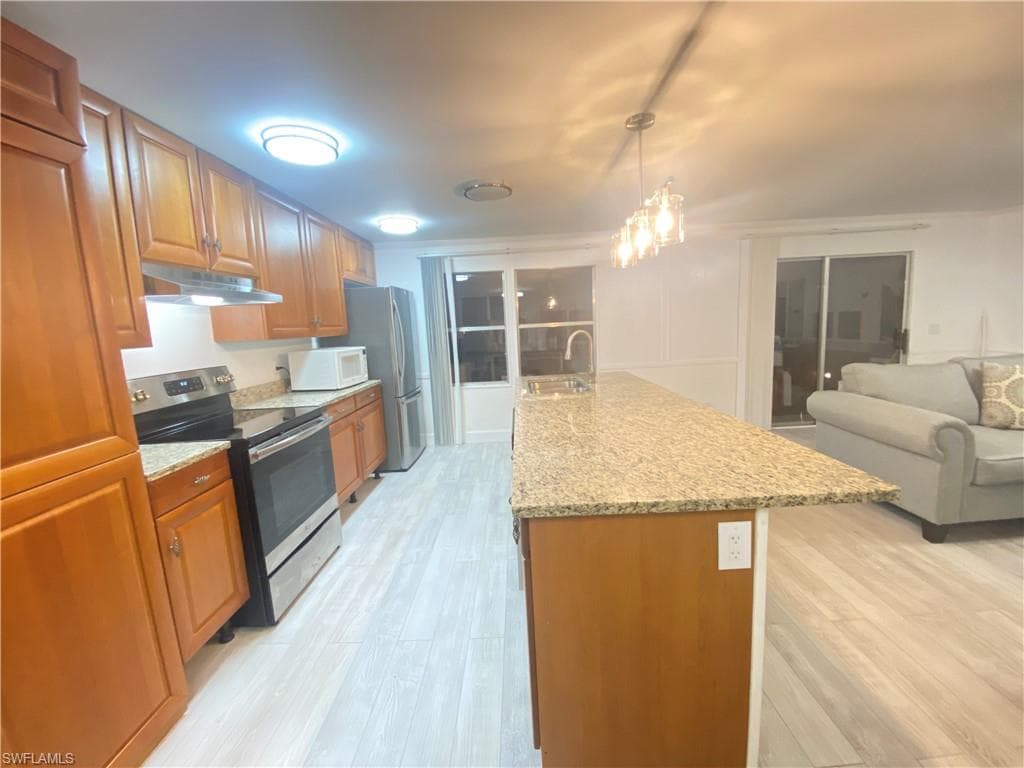 5506 Virginia Dare LN photo 7 of 44
