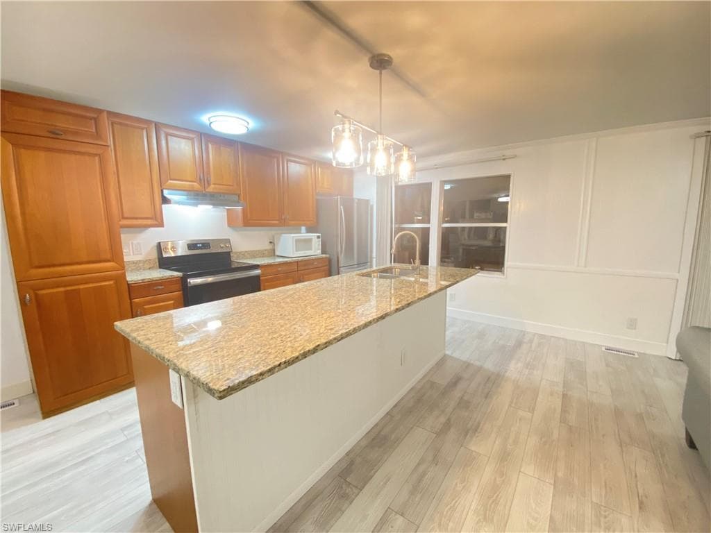 5506 Virginia Dare LN photo 3 of 44