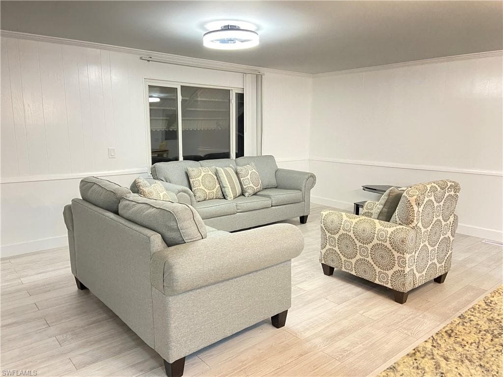 5506 Virginia Dare LN photo 10 of 44