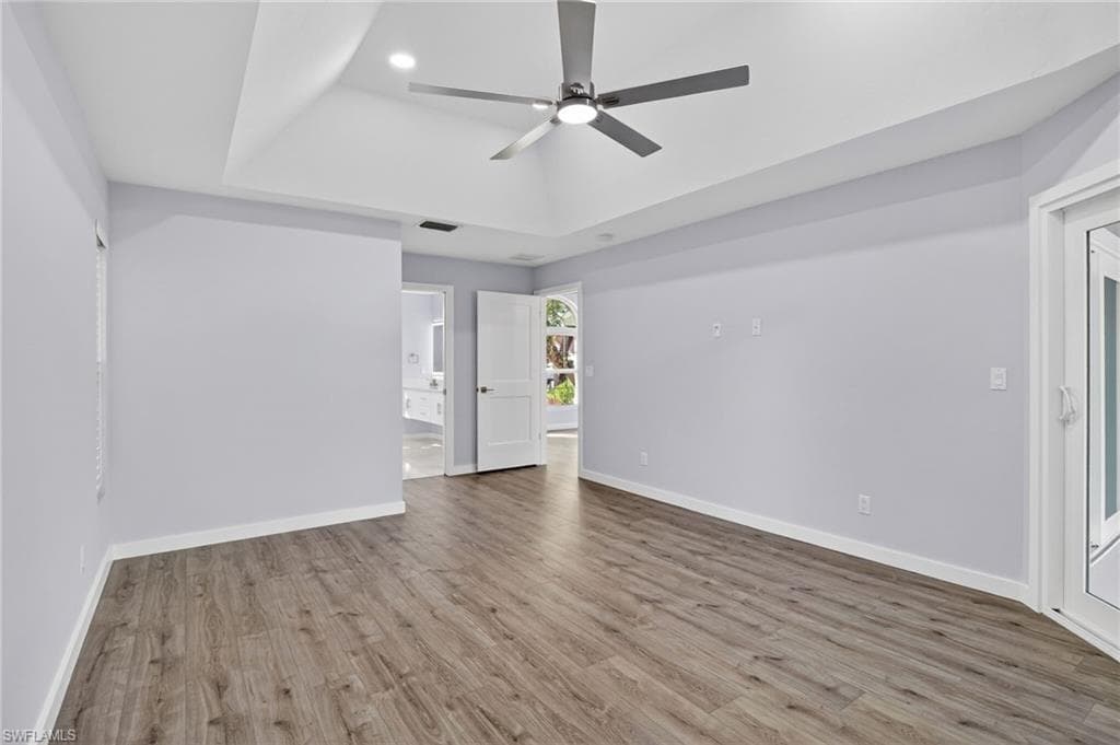 5191 Sunbury CT photo 37 of 49