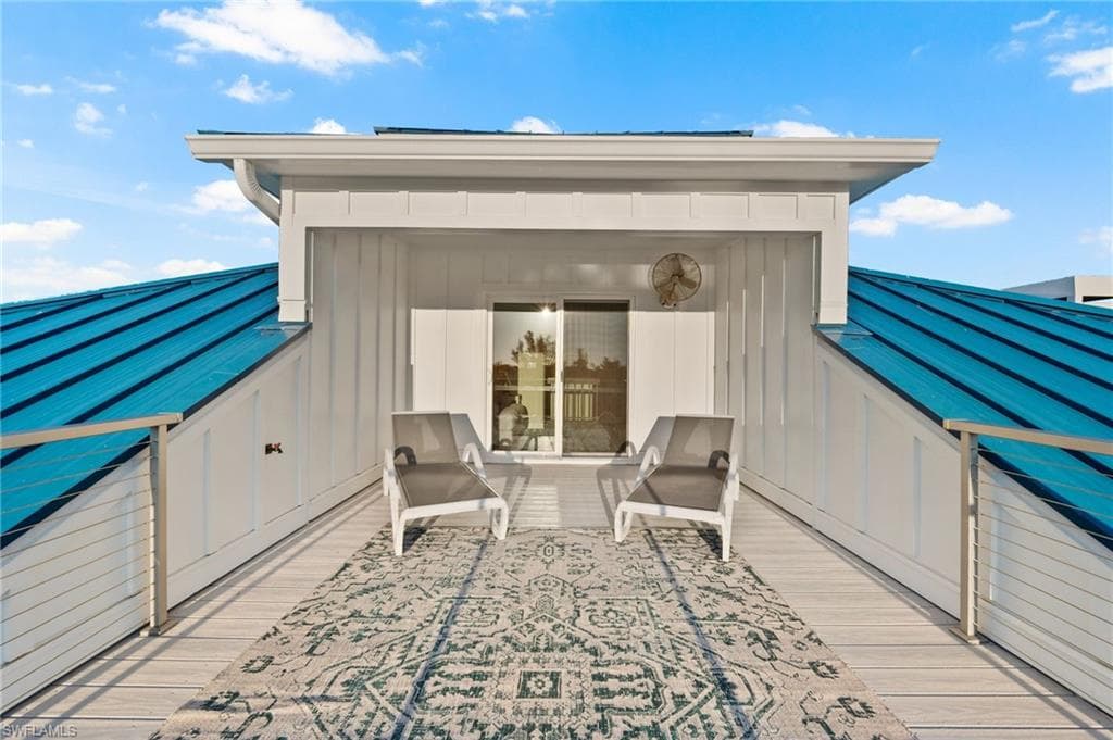 Sun Deck, Meditation area?