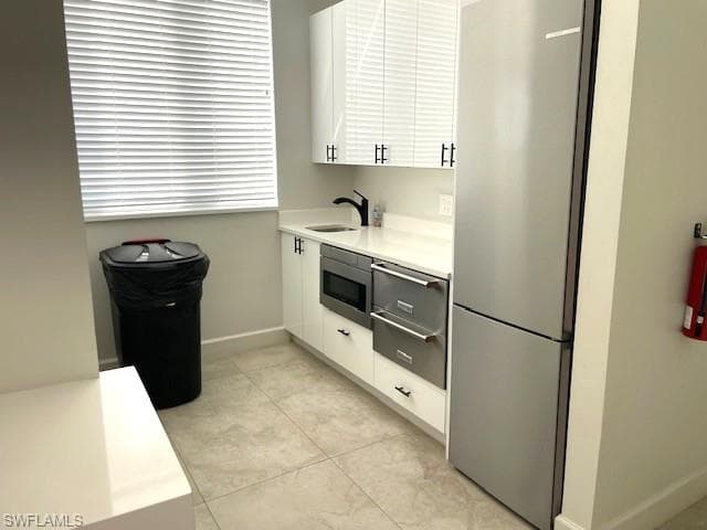 community room kitchen