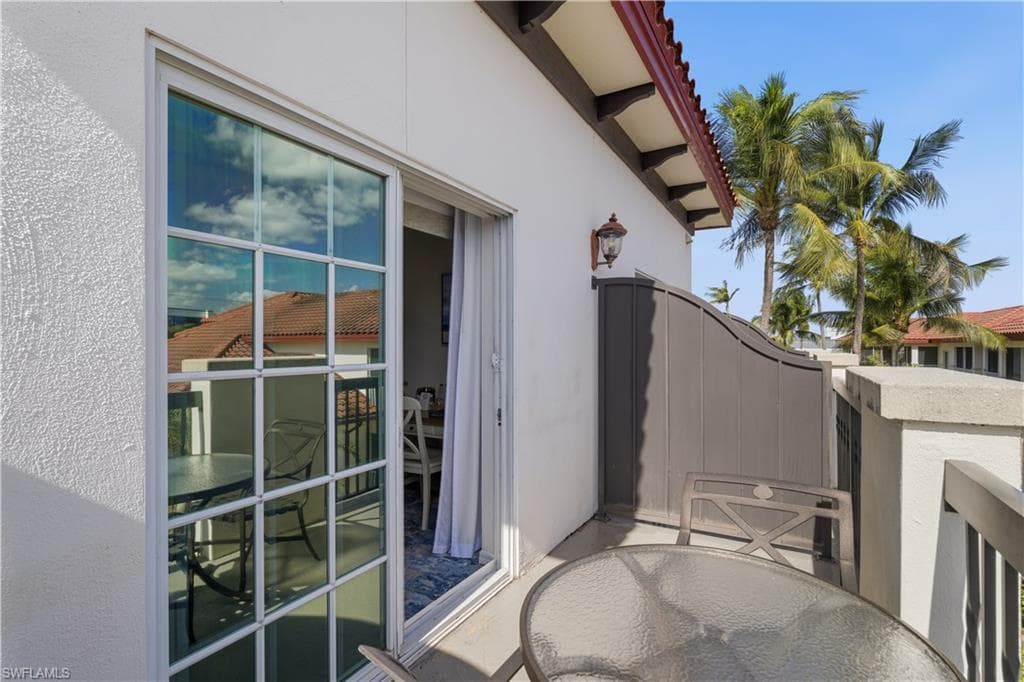 Balcony with outdoor dining space