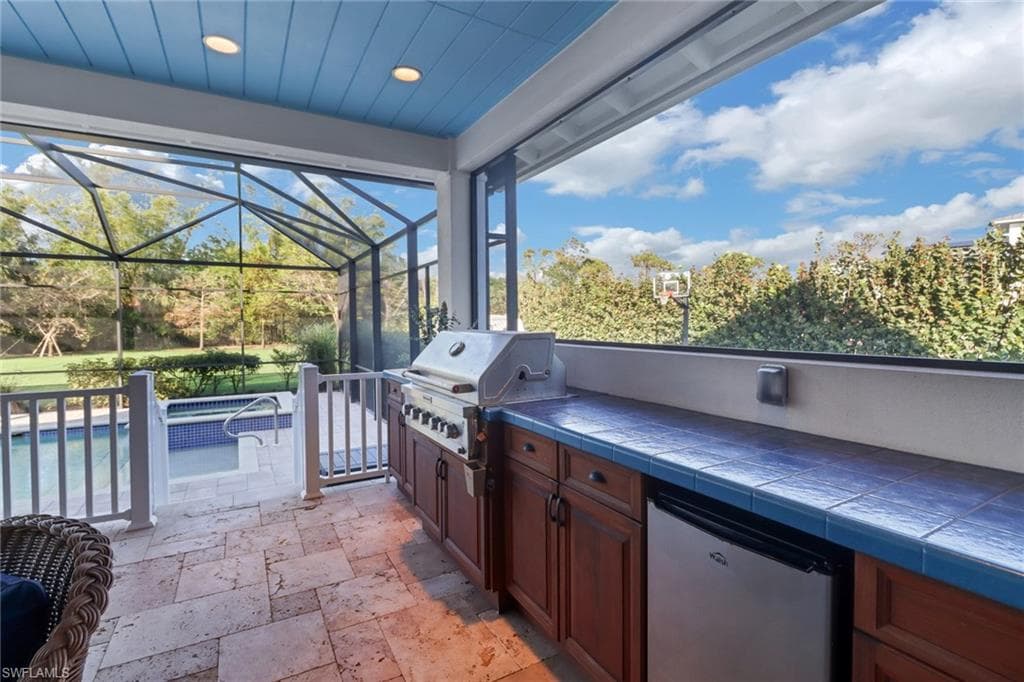 Outdoor Kitchen