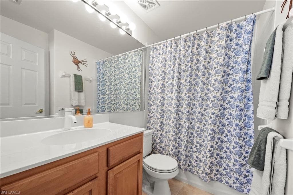 11031 Mill Creek WAY 305 photo 10 of 44