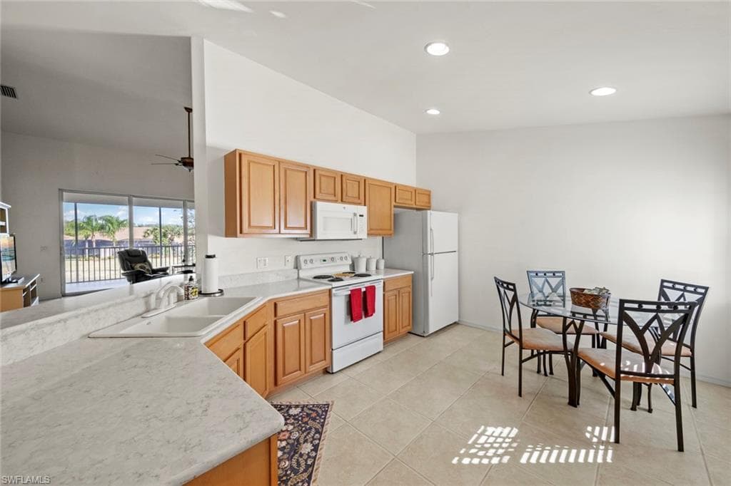 11031 Mill Creek WAY 305 photo 15 of 44