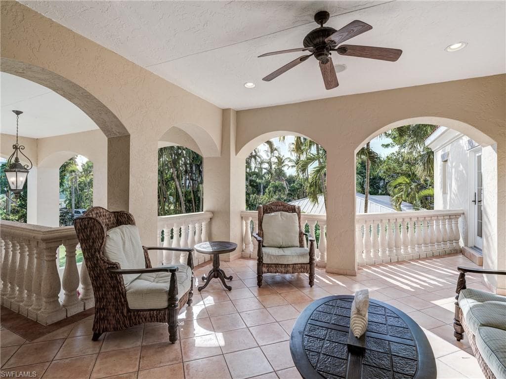15160 Captiva DR photo 28 of 50