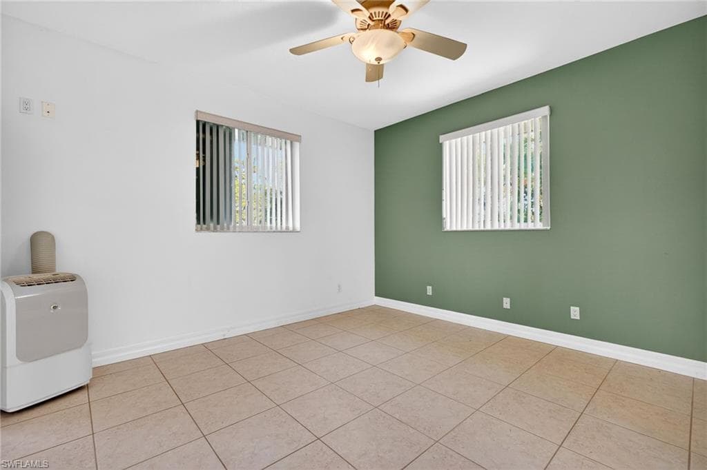 6476 Pine AVE photo 38 of 44