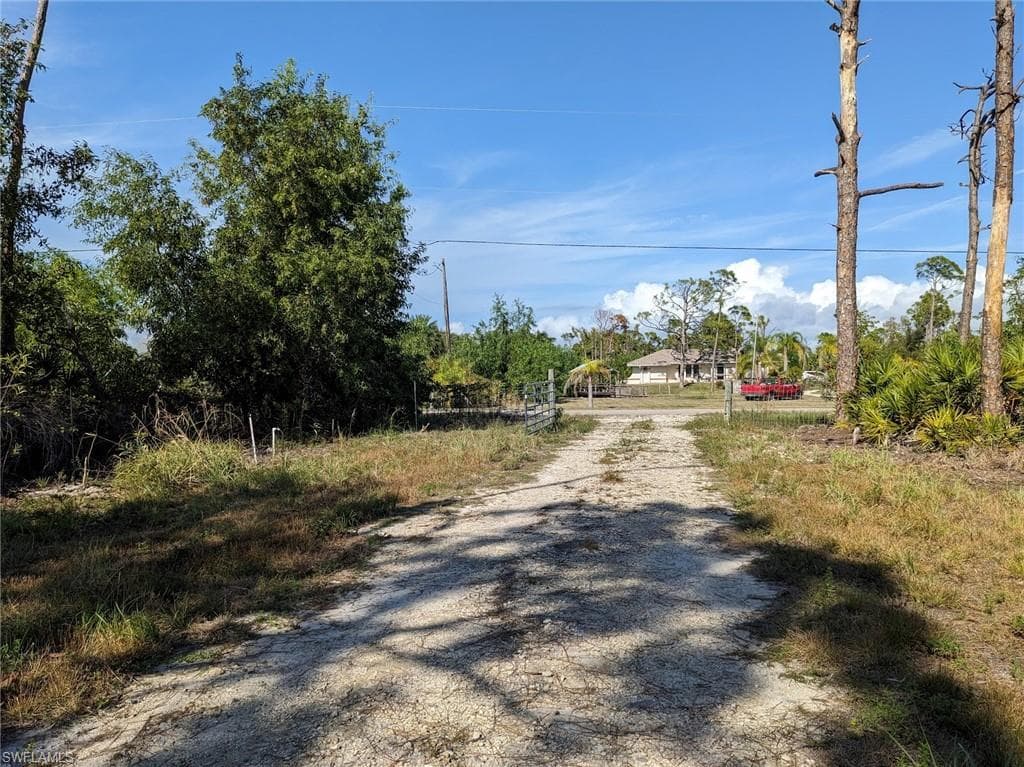 4159 Sunshine BLVD photo 8 of 45
