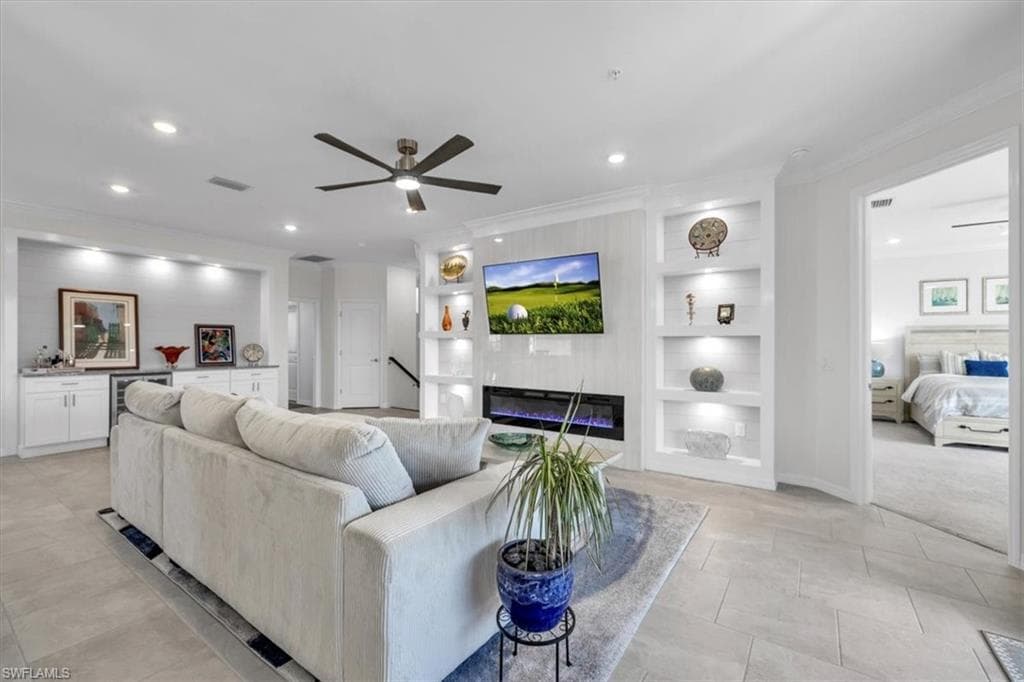 5704 Melbourne CT 6722 photo 1 of 49