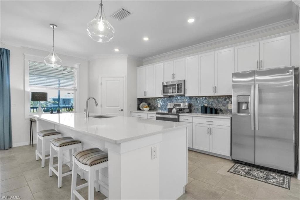 5704 Melbourne CT 6722 photo 10 of 49