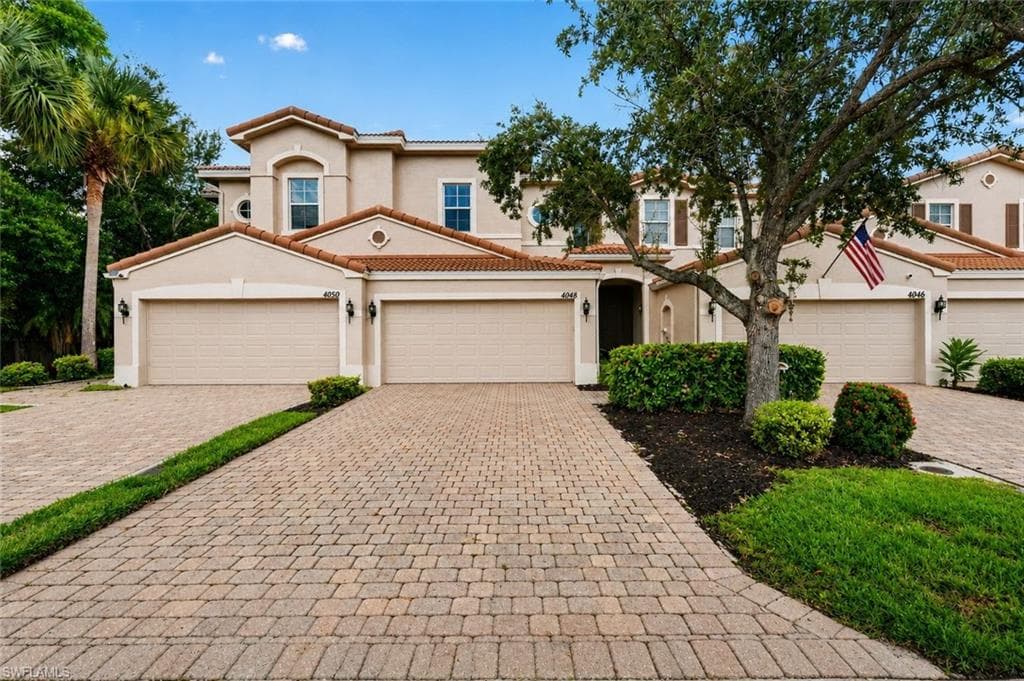 4048 Cherrybrook LOOP photo 1 of 50