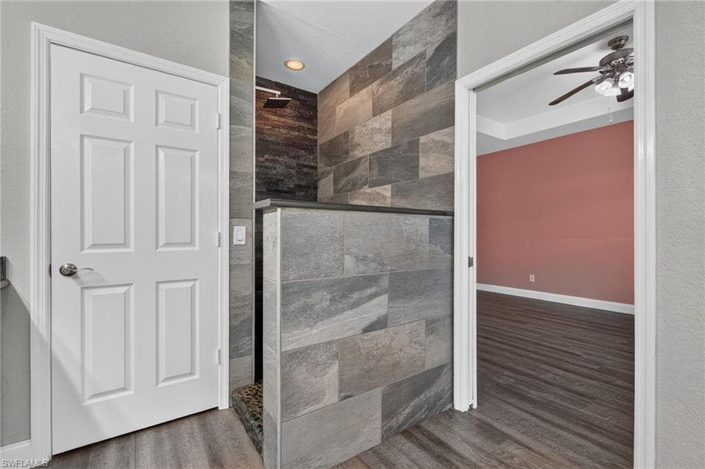 4048 Cherrybrook LOOP photo 25 of 50