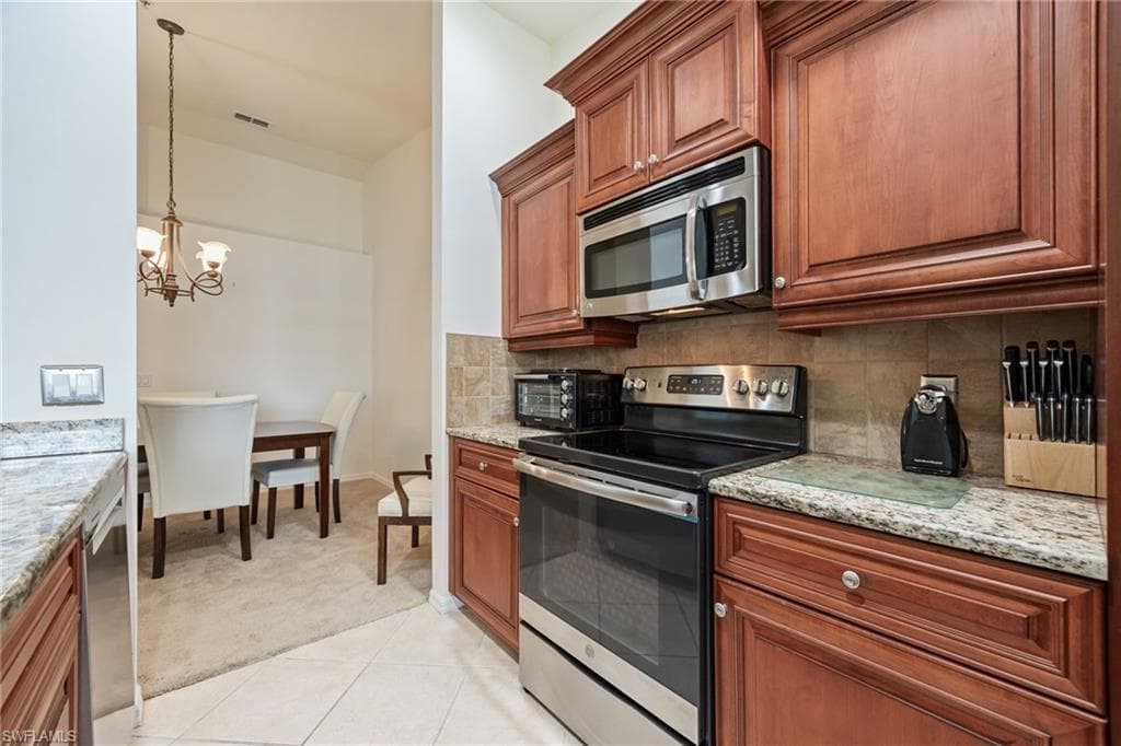 2770 Cypress Trace CIR 2425 photo 11 of 35