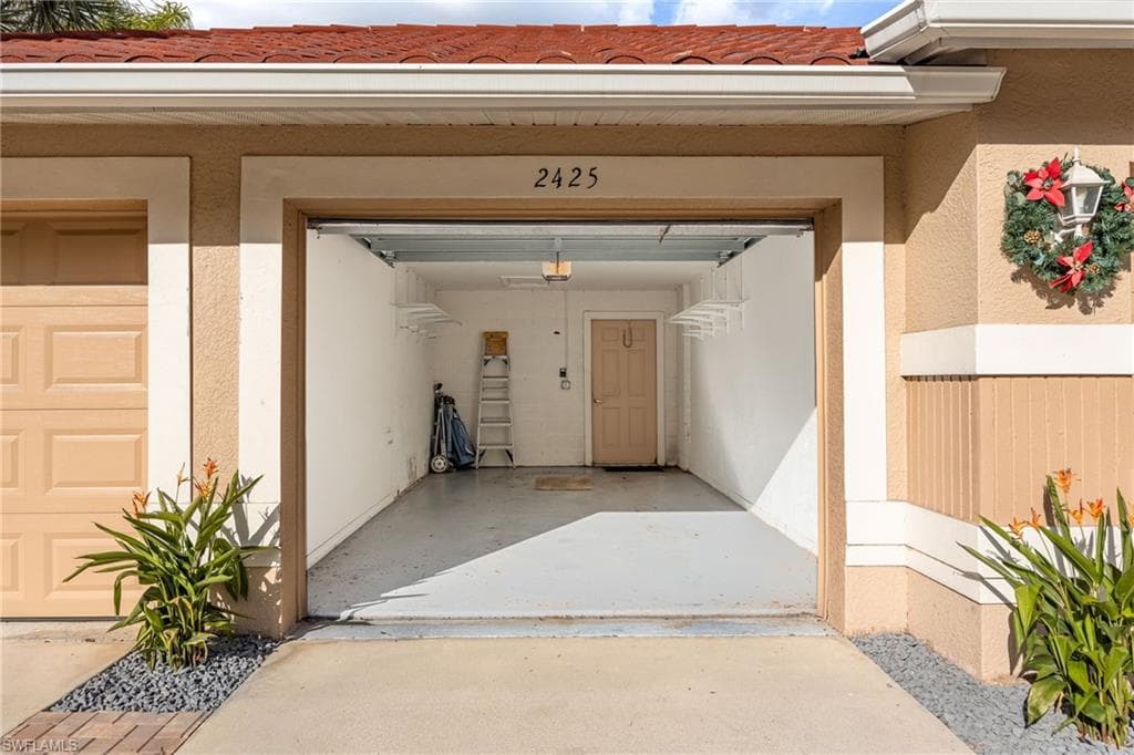 2770 Cypress Trace CIR 2425 photo 4 of 35