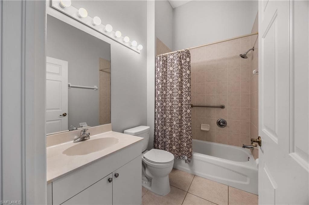 9882 El Greco CIR photo 23 of 47