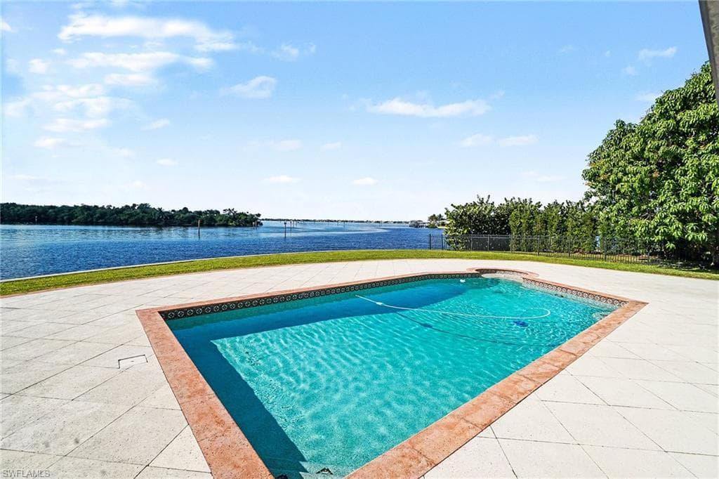 866 Cal Cove DR photo 44 of 50