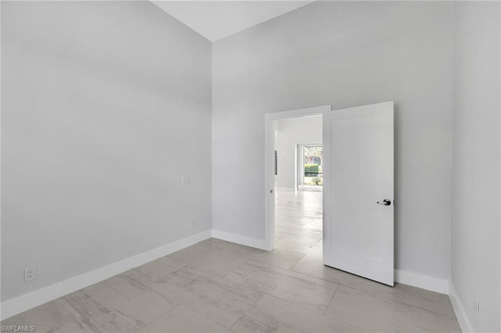 11099 Sea Tropic LN photo 24 of 46