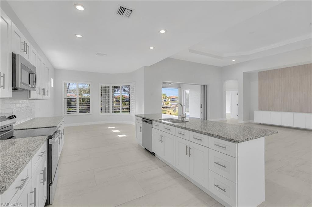 11099 Sea Tropic LN photo 14 of 46