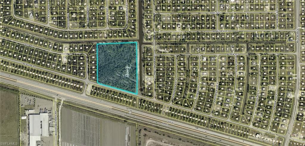 2819 Meadow RD photo 2 of 4