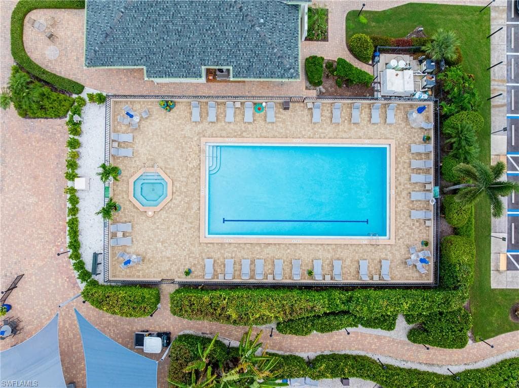Bird's eye view of a pool area