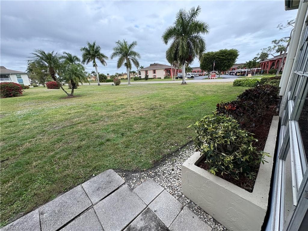 325 Charlemagne 101A photo 14 of 34