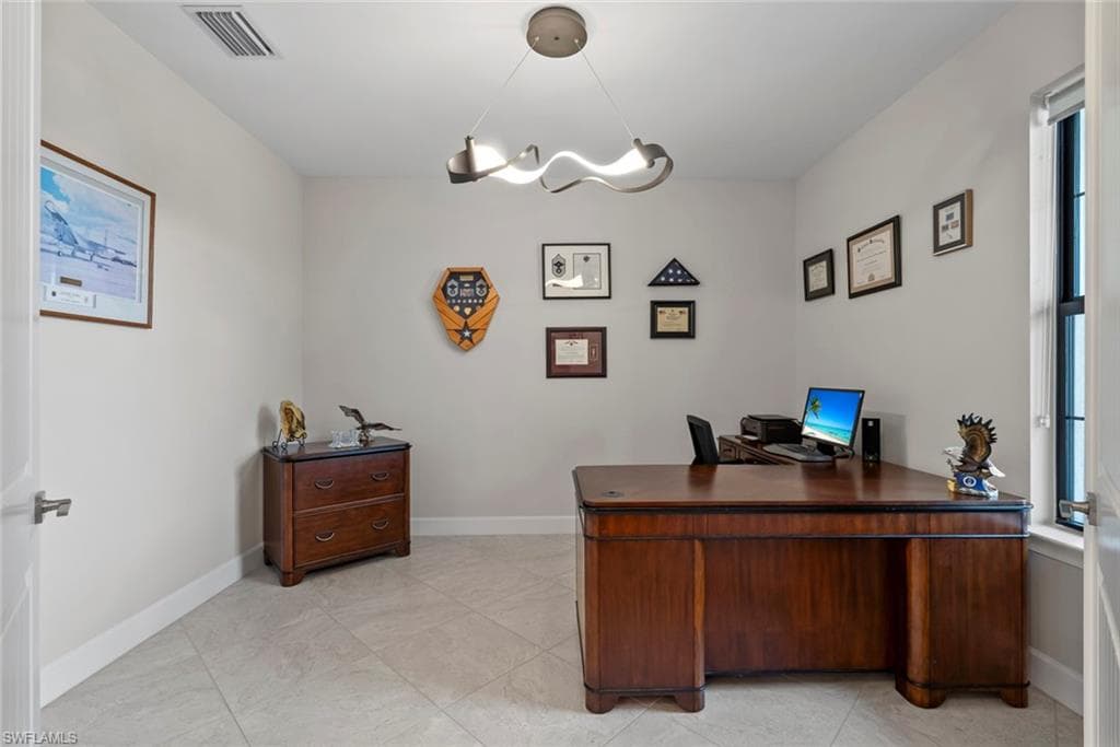 Den/Office - office furniture is included