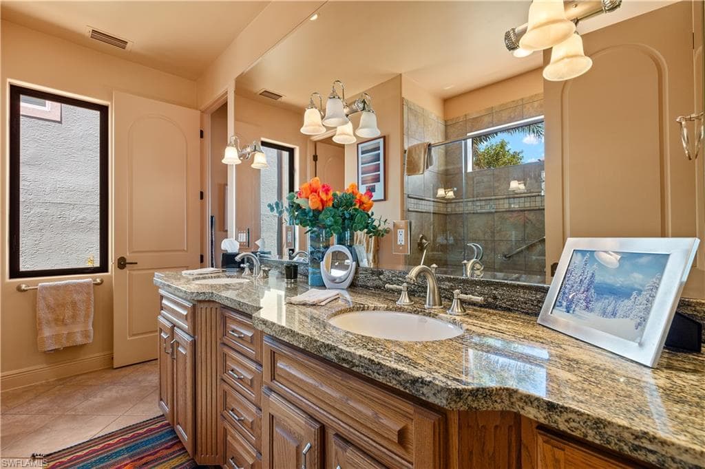 15400 Catalpa Cove LN photo 33 of 50