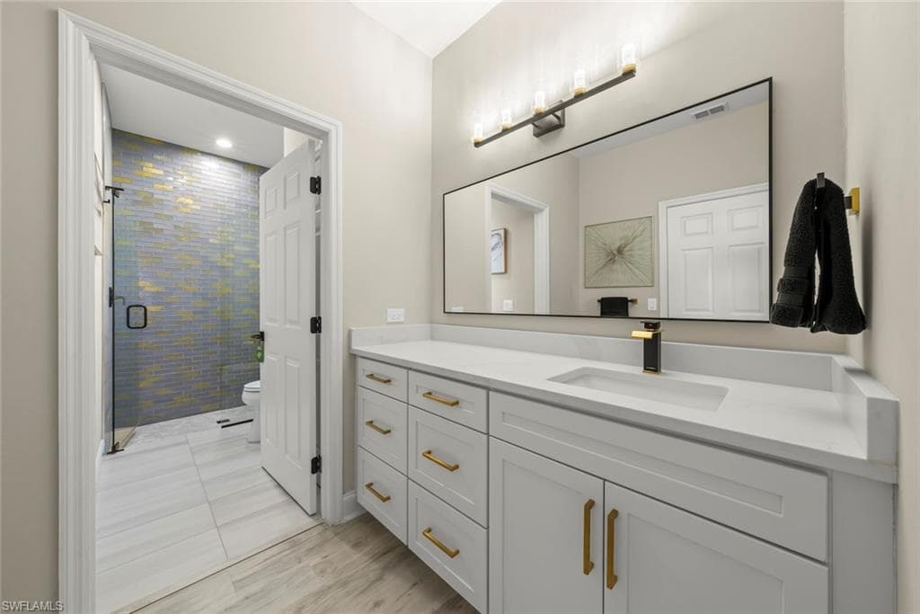 15520 Greenock LN photo 21 of 50