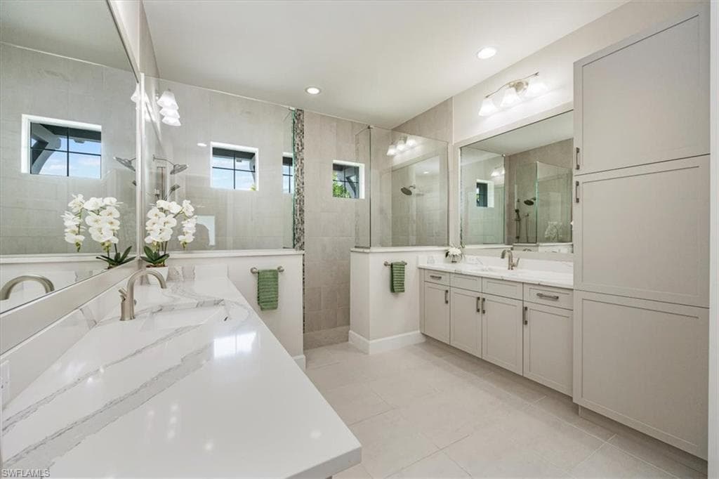 Primary bath