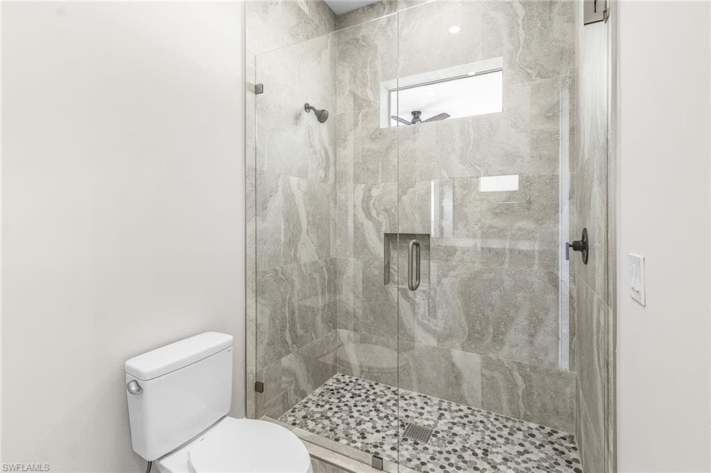606 Coral DR photo 33 of 46
