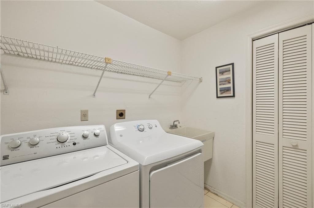 5665 Arvine CIR photo 20 of 41