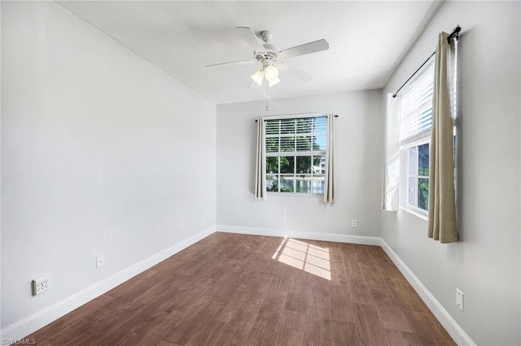 Primary Bedroom with lakeview