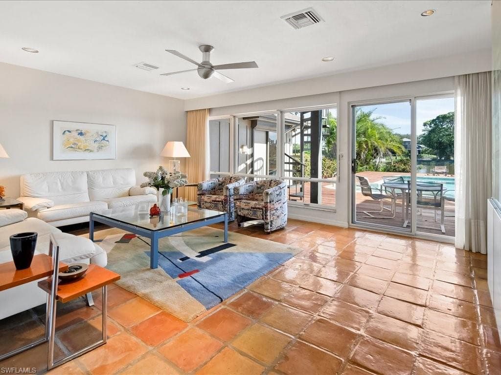 154 Cajeput DR photo 23 of 45