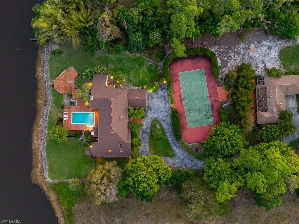 154 Cajeput DR photo 7 of 45